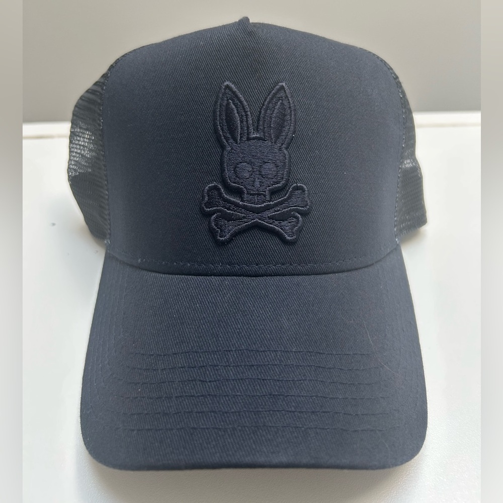 PSYCHO BUNNY Mens Trucker Cap